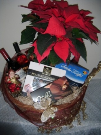 Festive Hamper with Goodies
